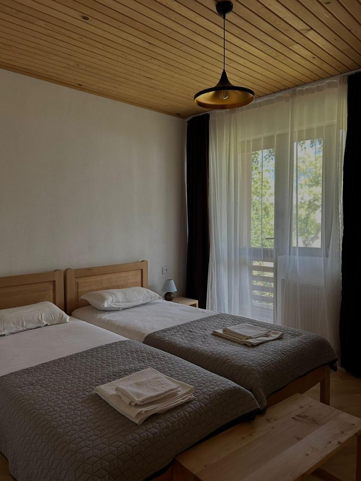 Beko'S Garden Inn Mestia Zewnętrze zdjęcie